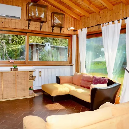 Marena: Vista Lago, Giardino, Parcheggio