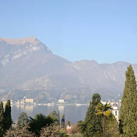 Marena: Vista Lago, Giardino, Parcheggio 別荘