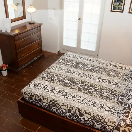 Casa vacanze Marena: Vista Lago, Giardino, Parcheggio