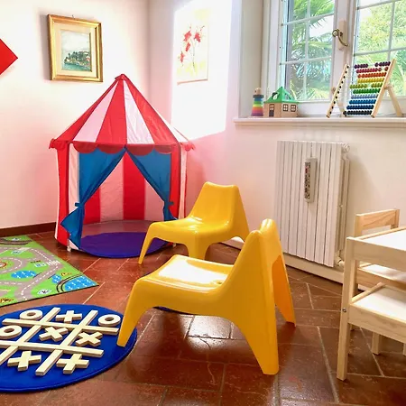 Marena: Vista Lago, Giardino, Parcheggio ベッラージョ