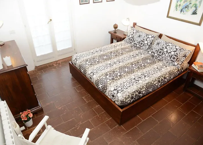 Marena: Vista Lago, Giardino, Parcheggio 度假居 贝拉焦