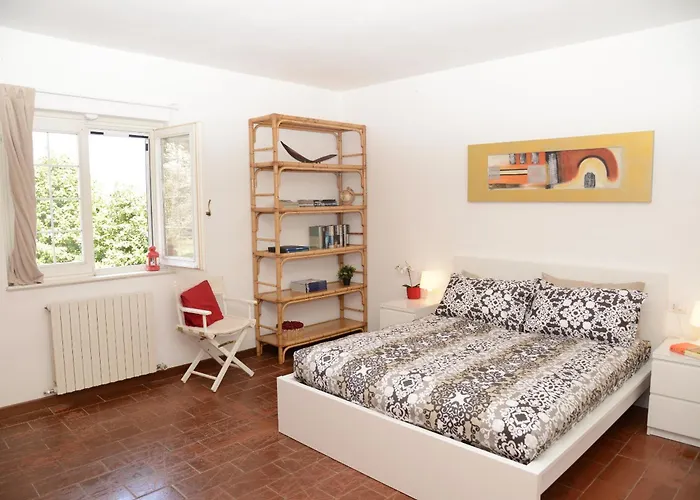 Marena: Vista Lago, Giardino, Parcheggio 度假居