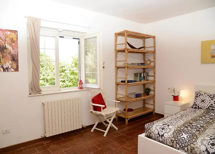 Marena: Vista Lago, Giardino, Parcheggio 度假居 贝拉焦