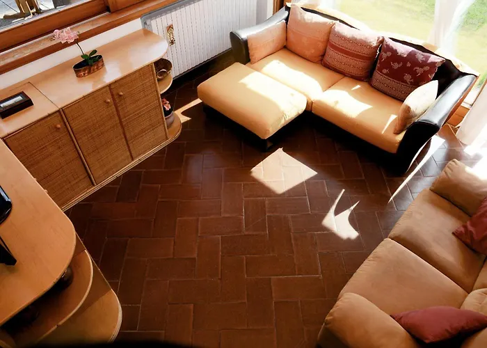 Marena: Vista Lago, Giardino, Parcheggio * 贝拉焦